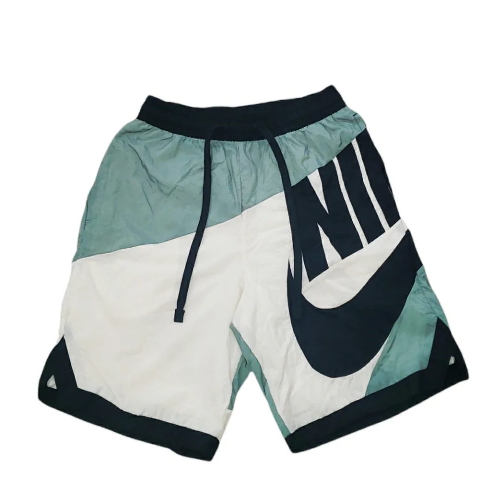 ‼️SOLD‼️ Nike Dri-Fit Air Rare Throwback Futura Spellout Colorblock Shorts - Picture 5 of 13
